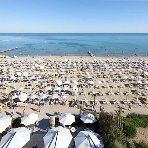 Columbia & Ninfea 3* Lido di Jesolo